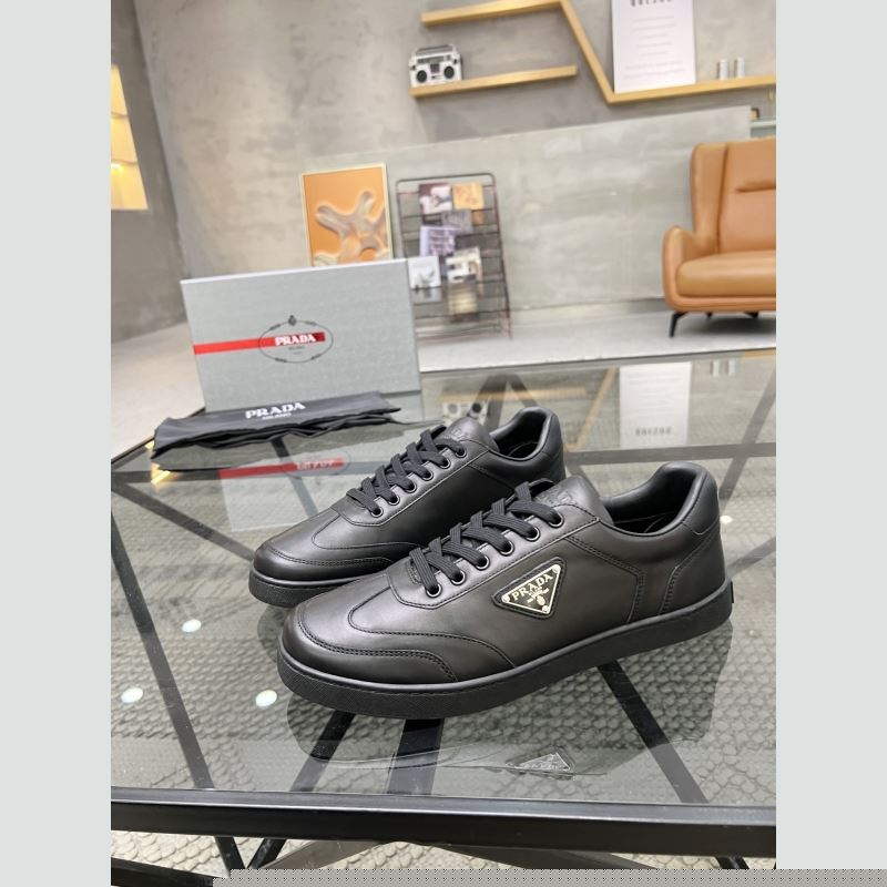 Pra*a sneakers